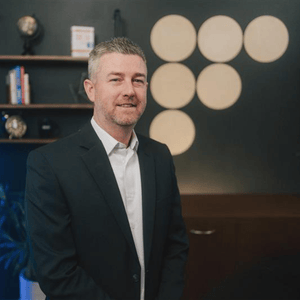 Mike Lee Headshot, Vice President of Client Solutions & Operations